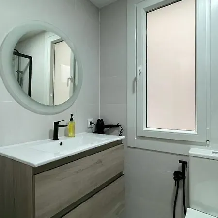 The Barcelona 73 By Vigovacaciones Apartment *